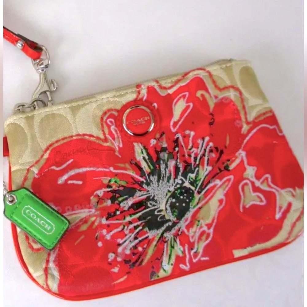 Coach Poppy khaki signature Sequin floral Print clutch wristlet bag, NWOT Rare - Picture 2 of 7